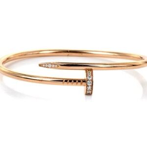 Juste un Clou (“Just a Nail”)
 Bracelet